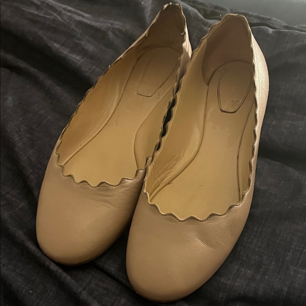 Chloe Nude Leather Scalloped Loafers